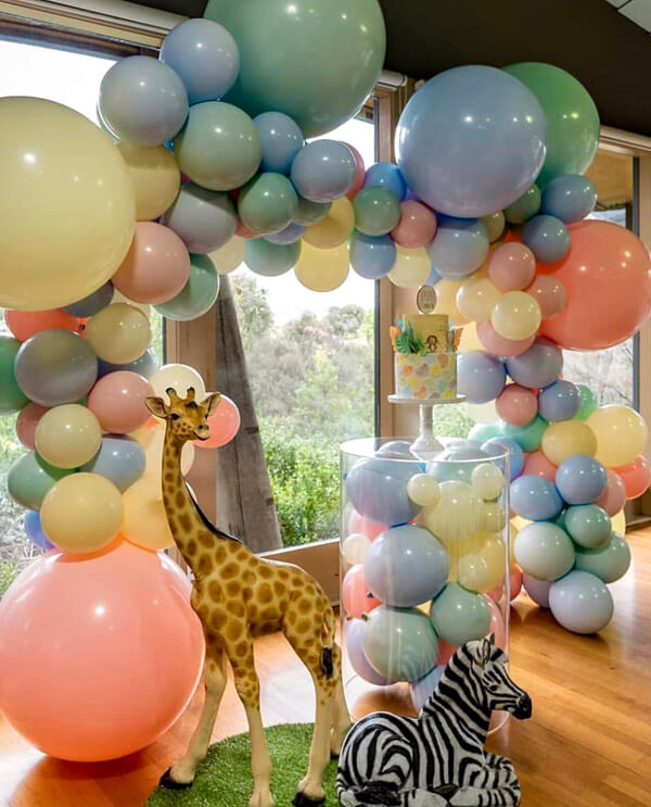 safari baby shower decorations for girl